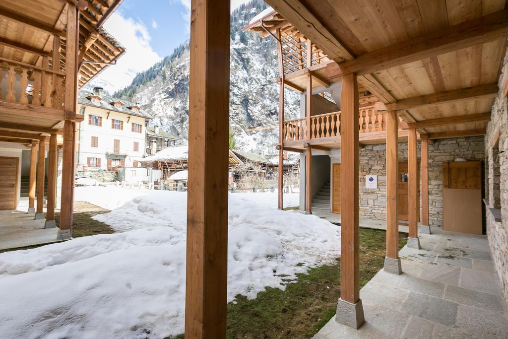 Mirtillo Blu Family Apartment Аланья-Вальсезия Номер фото